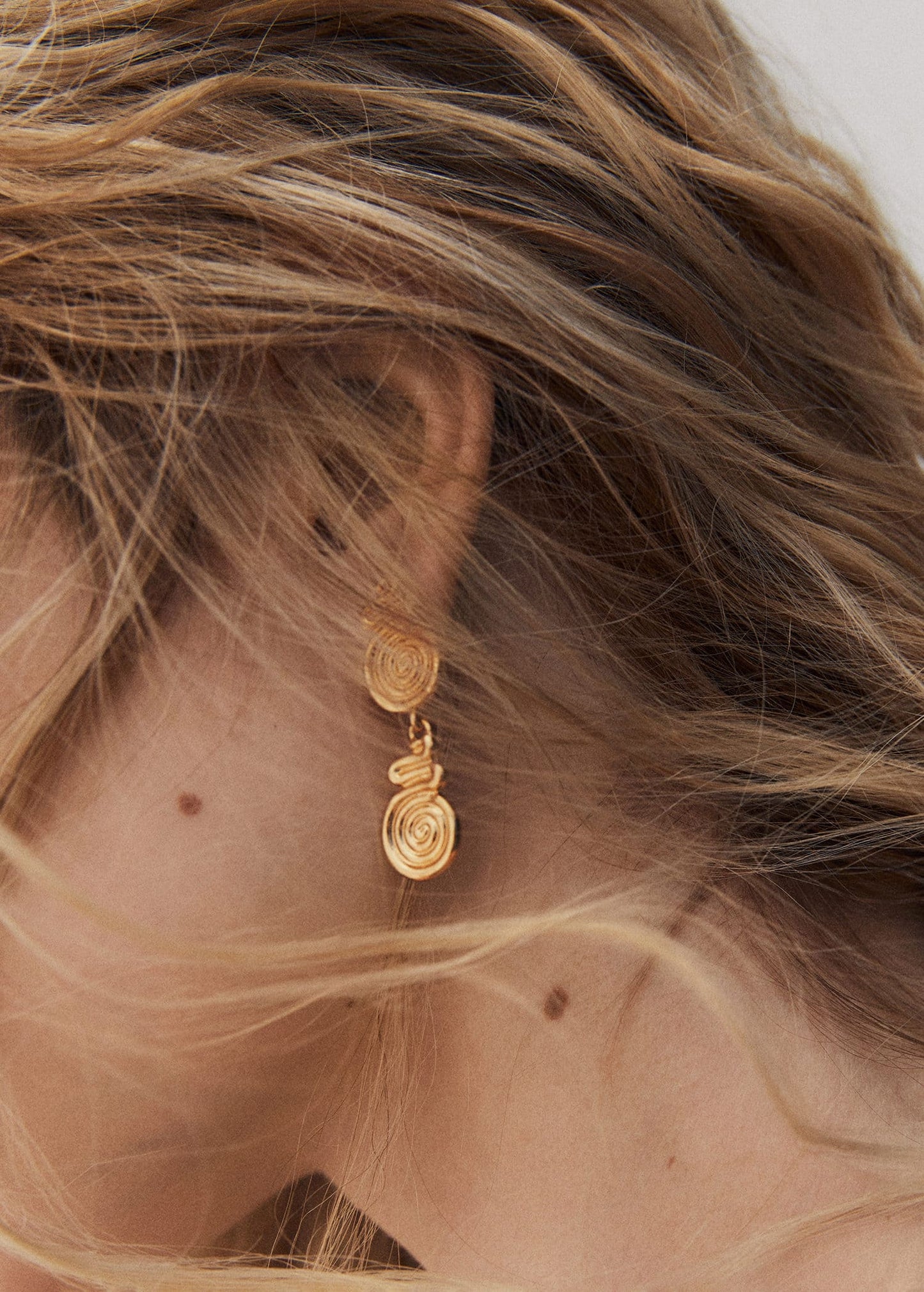 Pendientes Espiral Dorado