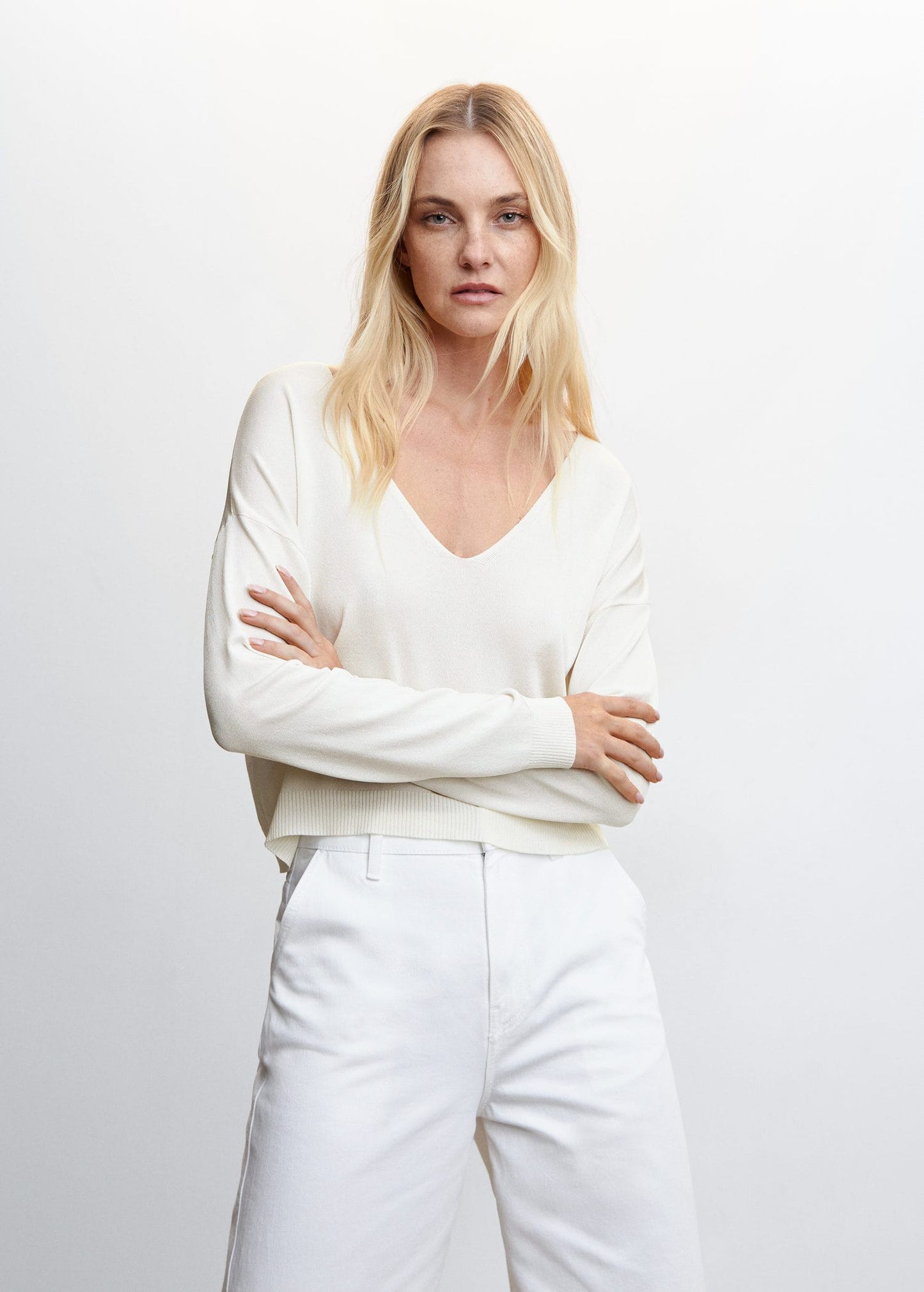 Jersey Cuello Pico Blanco