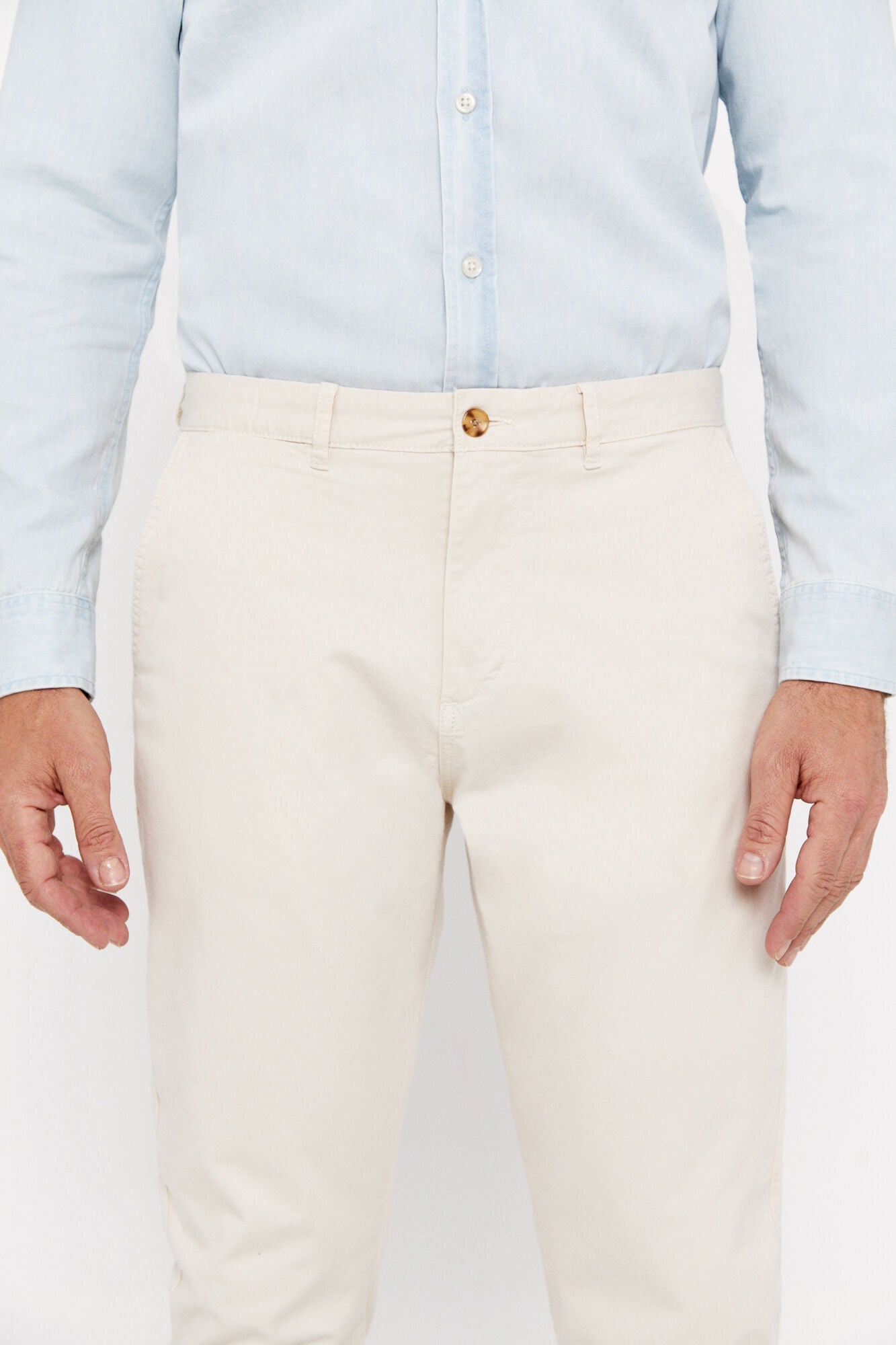 Pantalón Chino Slim Fit Marfil