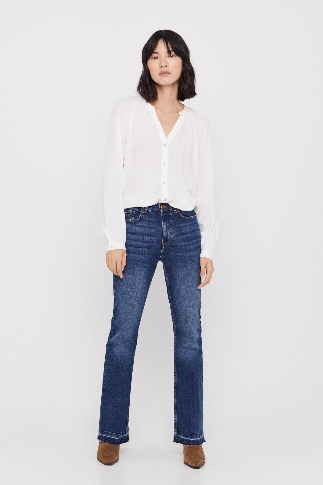 Blusas White