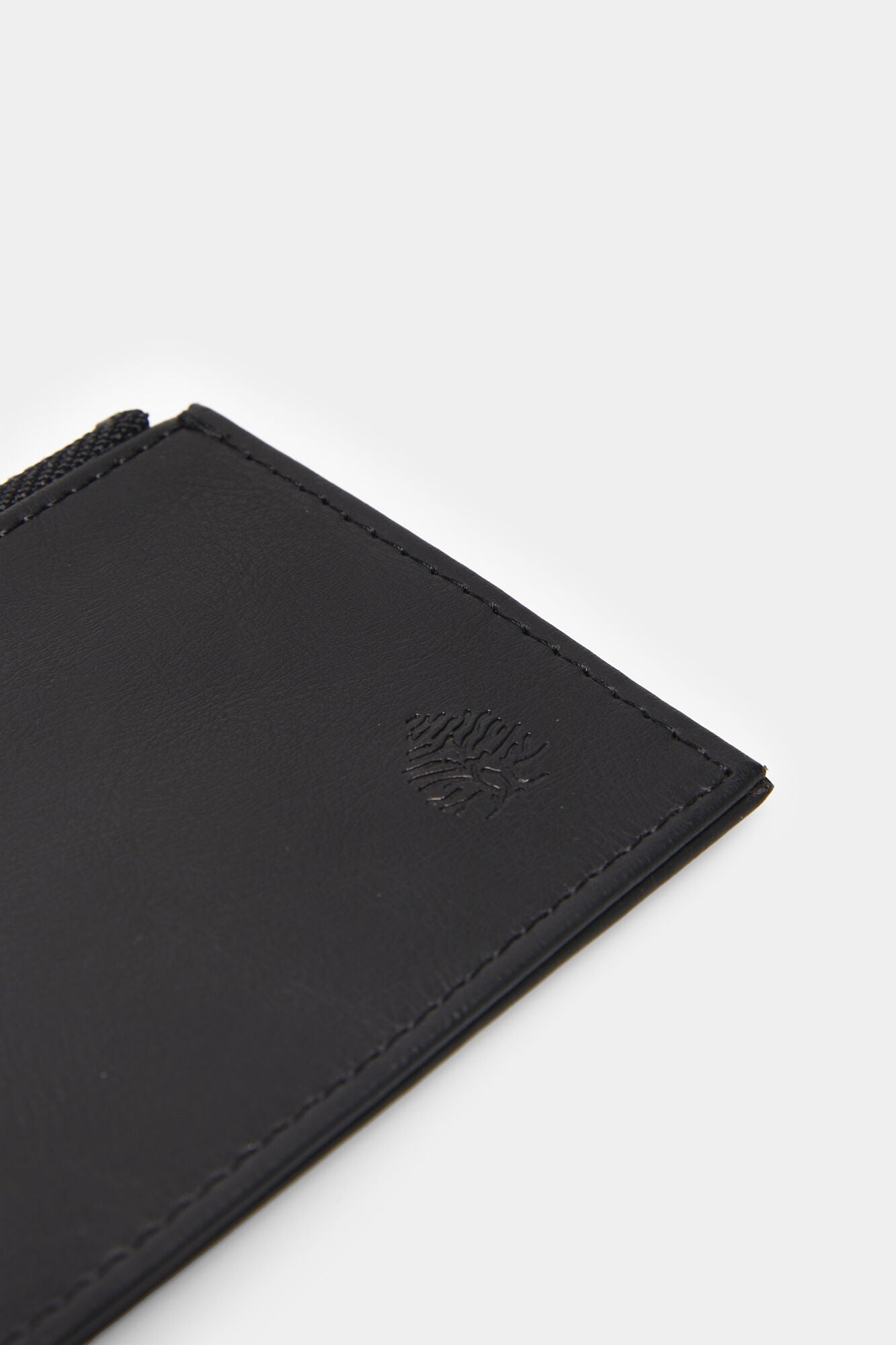 Monedero Efecto Piel Negro