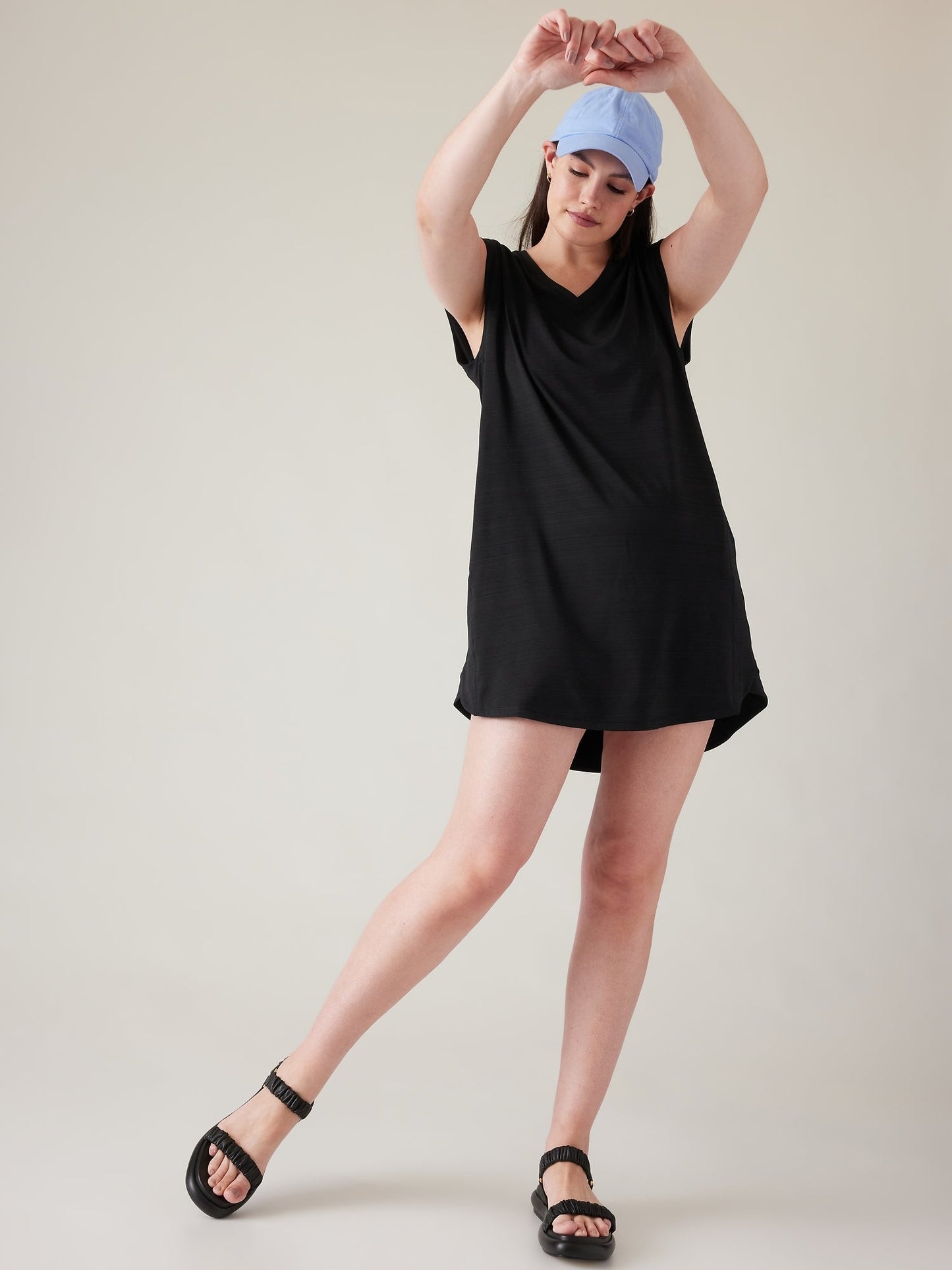 Vestido Corto Negro