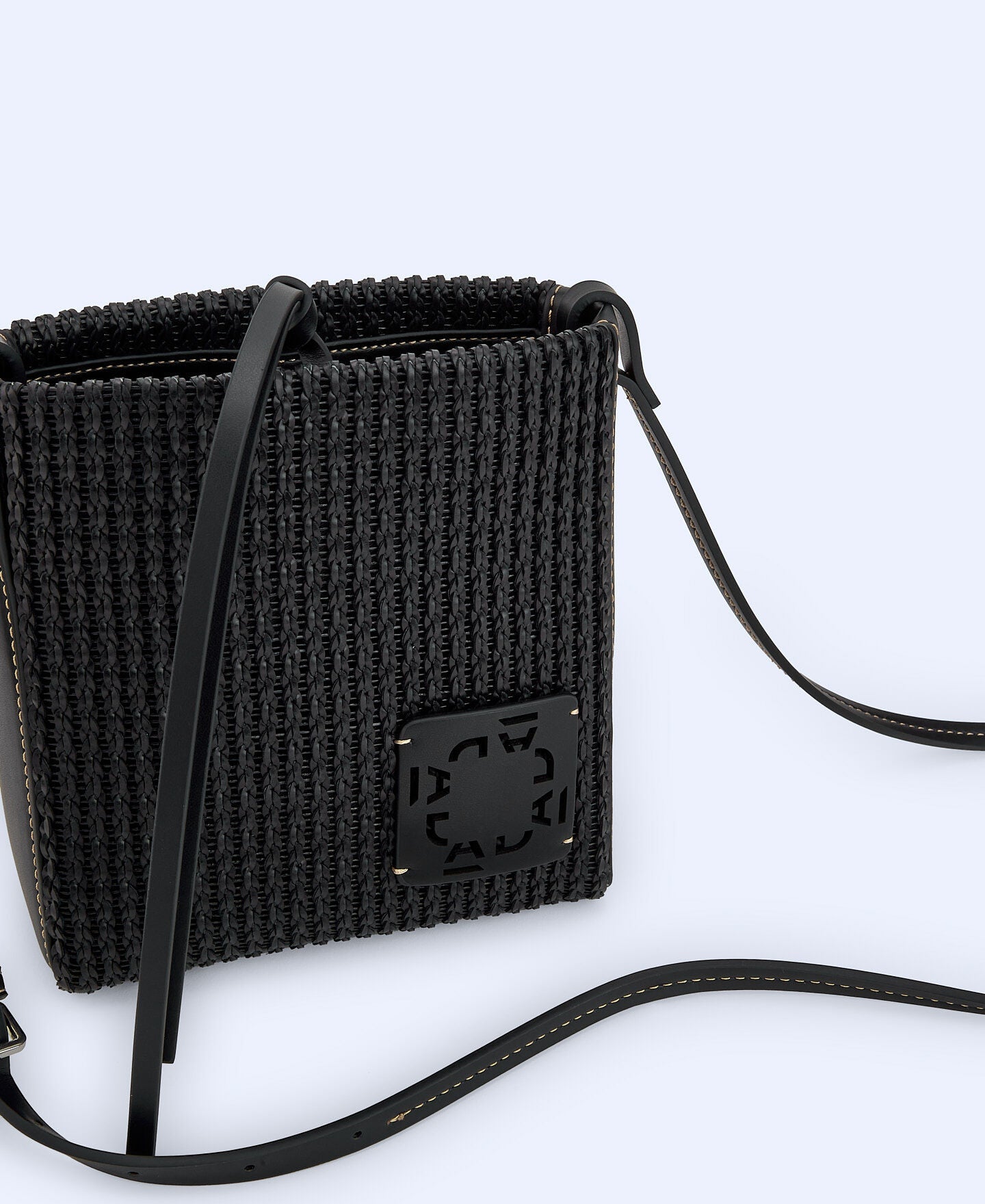 Bolso Trenzado Negro