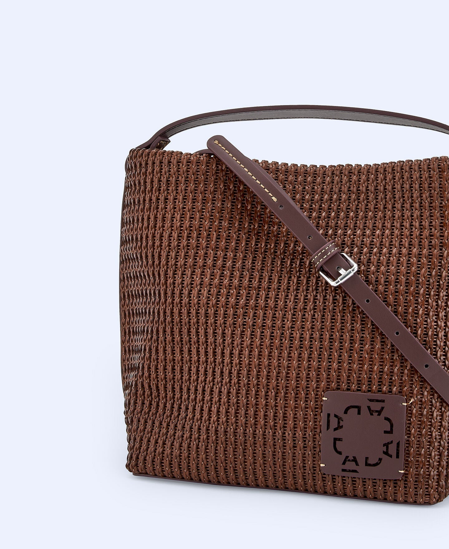 Bolso Trenzado Mediano Café