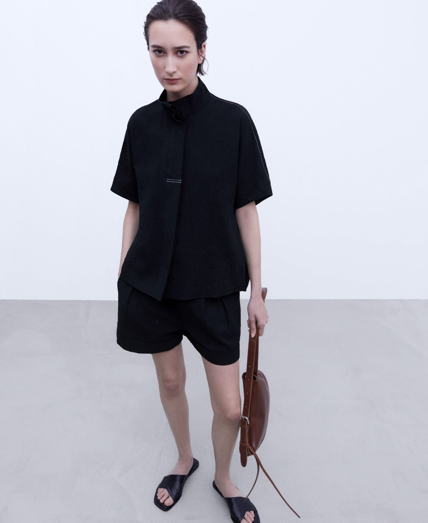 Camisa Con Botones Negro