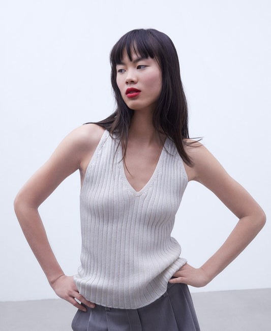 Tops White