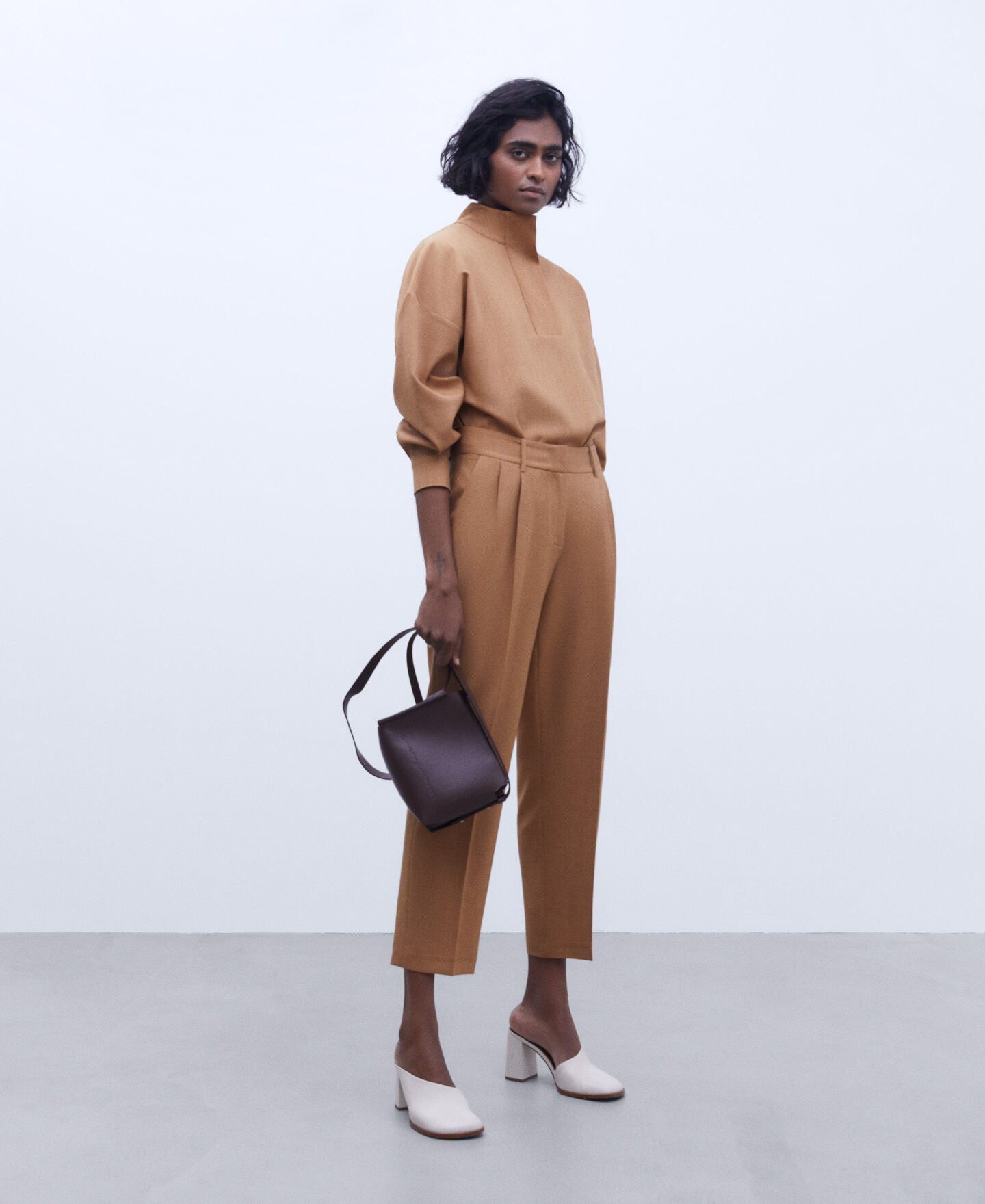 Pantalones Brown