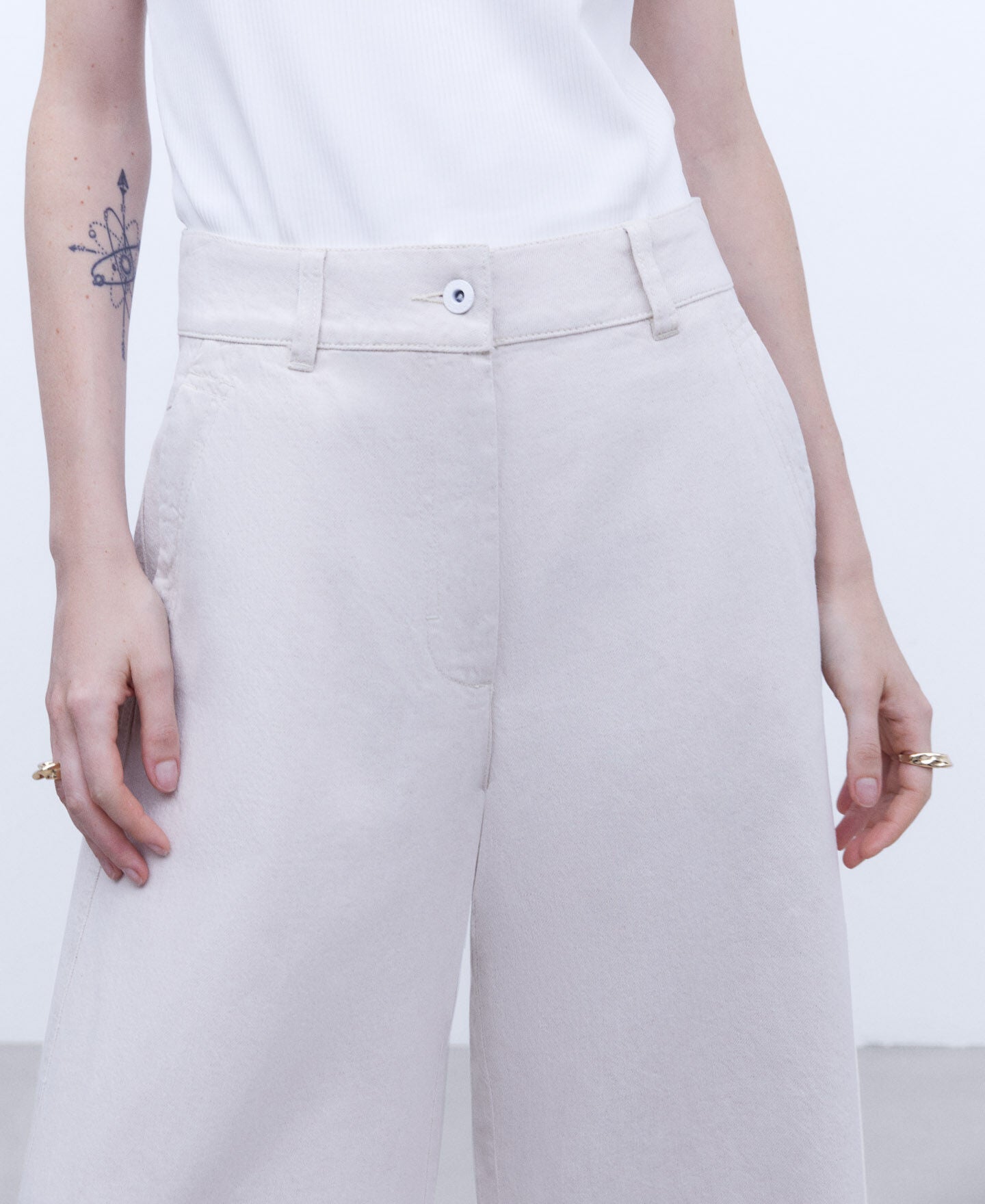 Pantalones White