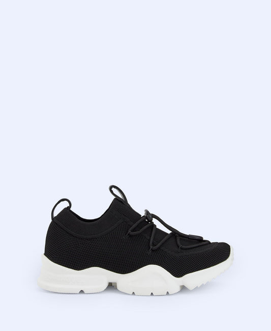 Zapatilla Deportiva Cordones Negro/Blanco