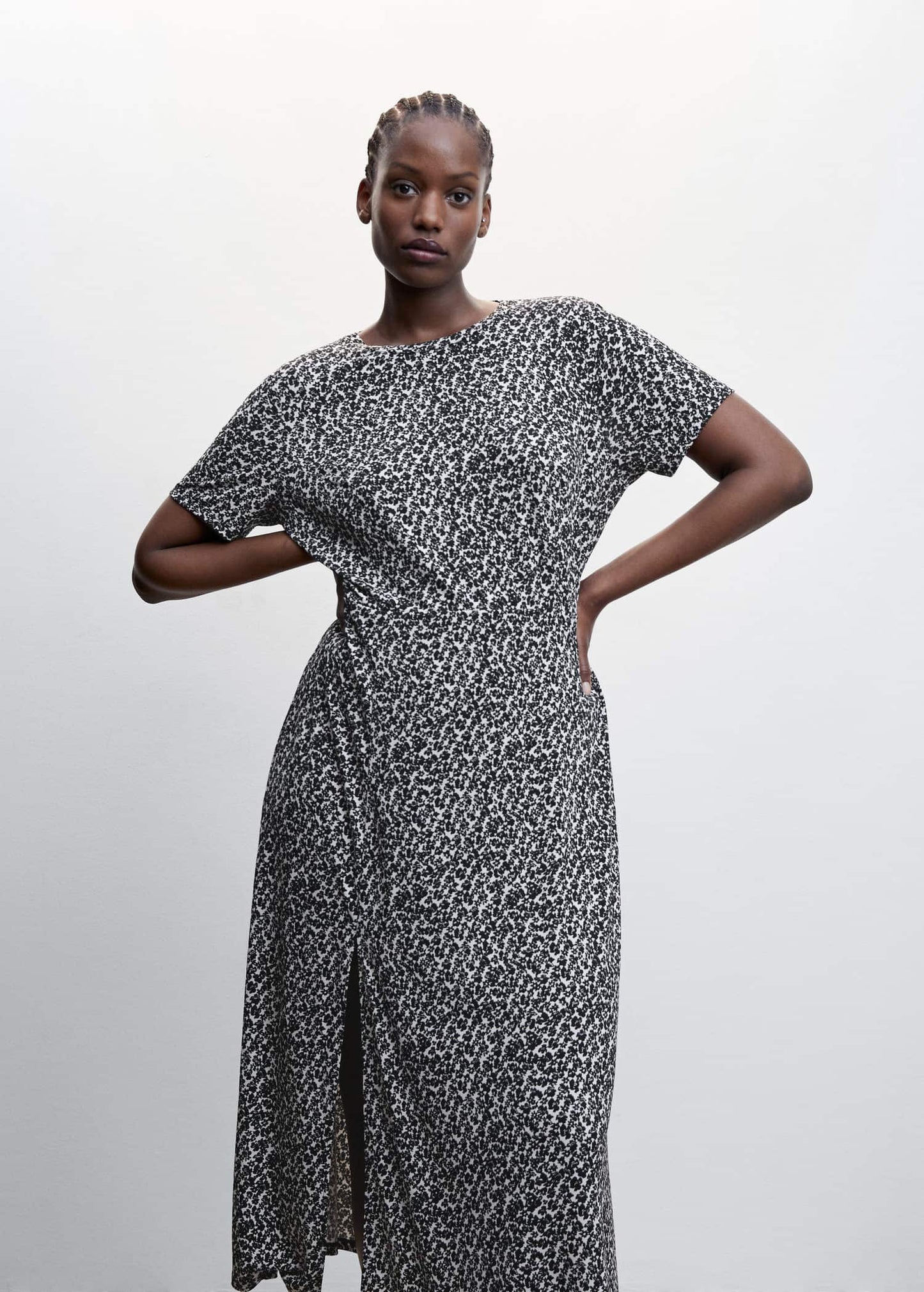 Vestido Estampado Abertura Negro