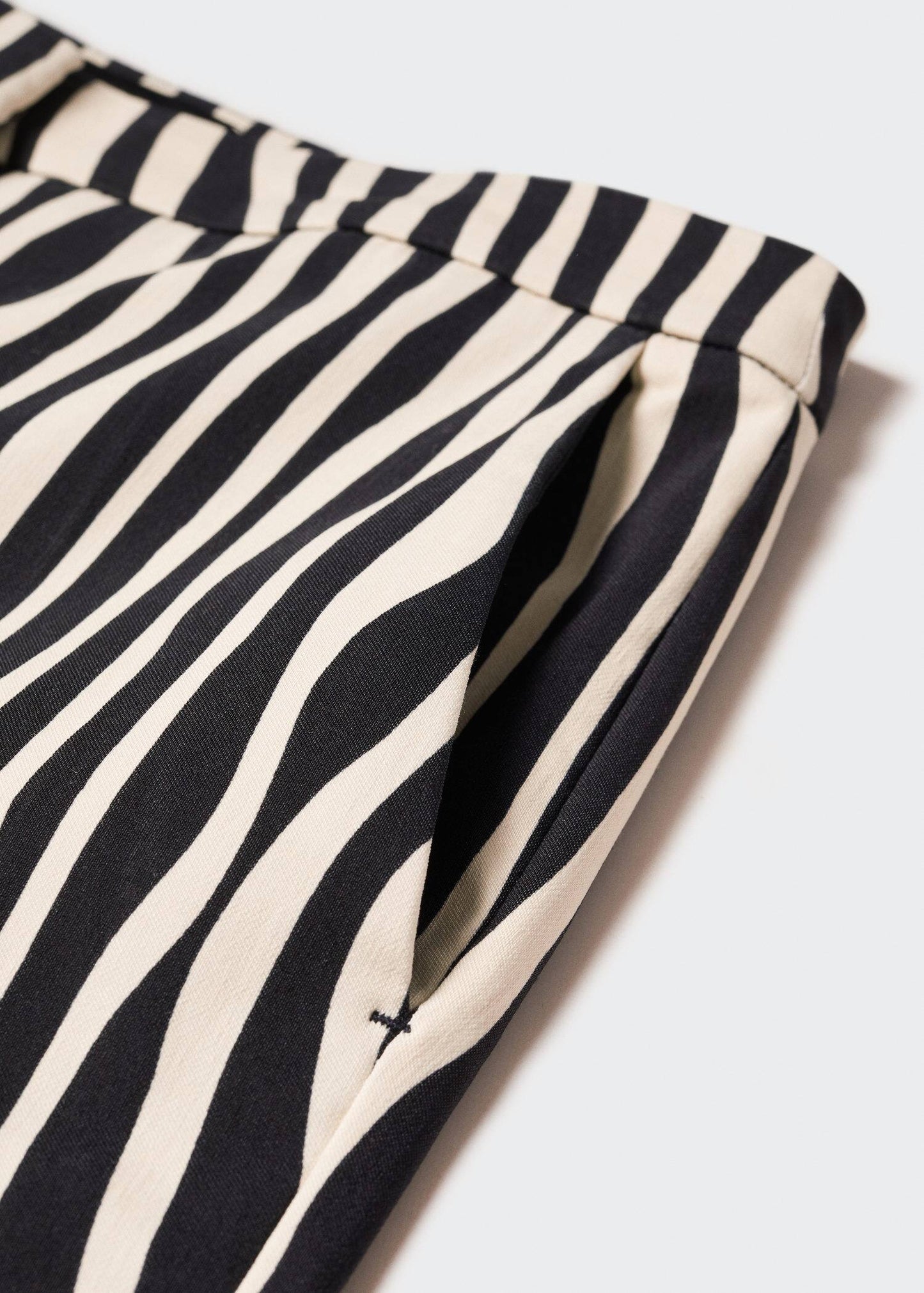 Pantalón Estampado Negro