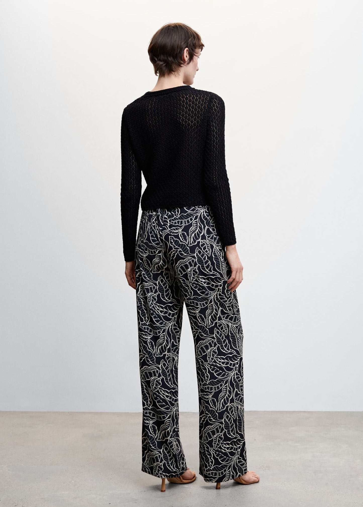 Pantalón Palazzo Floral Negro