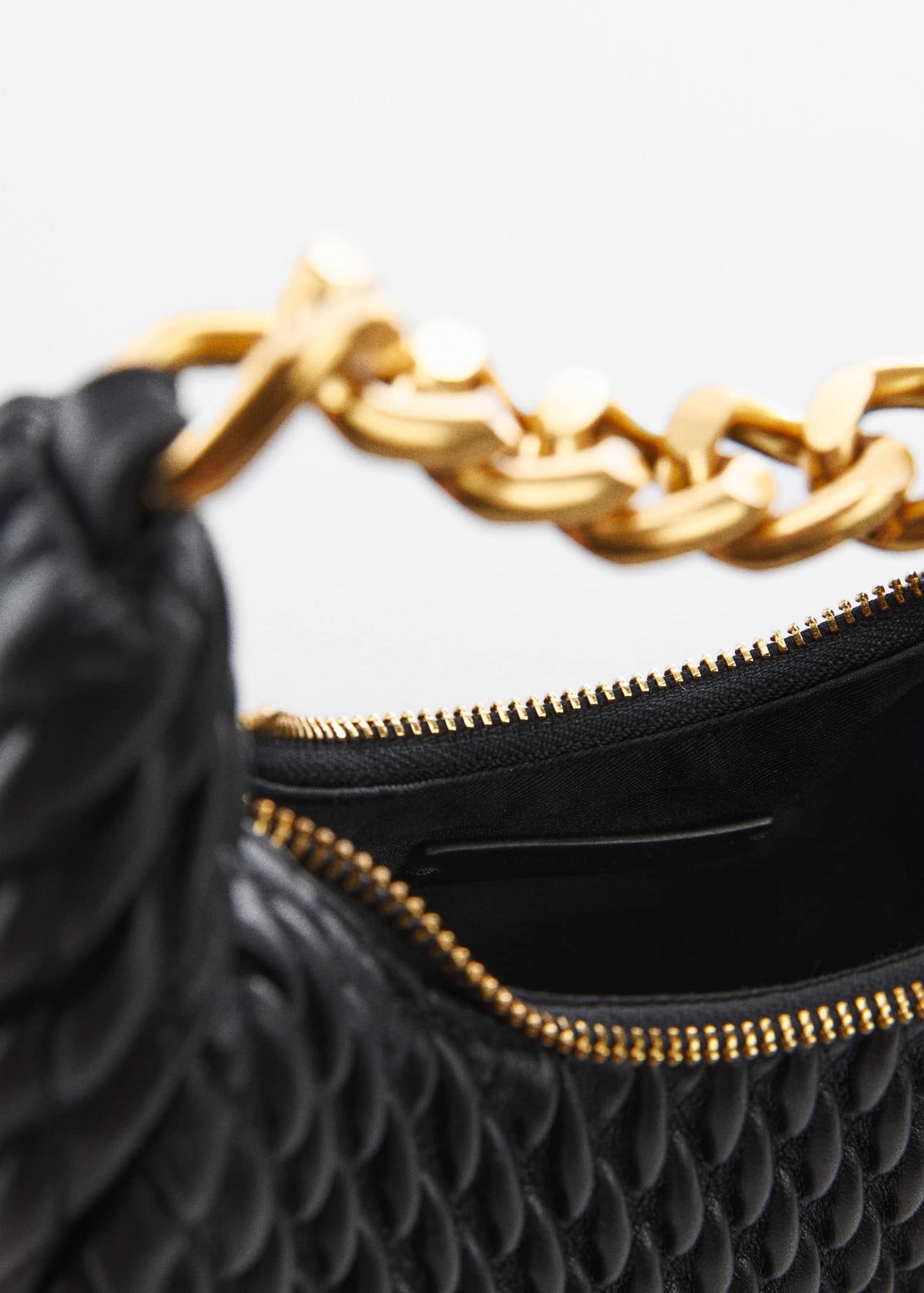 Bolso Textura Cadena Negro