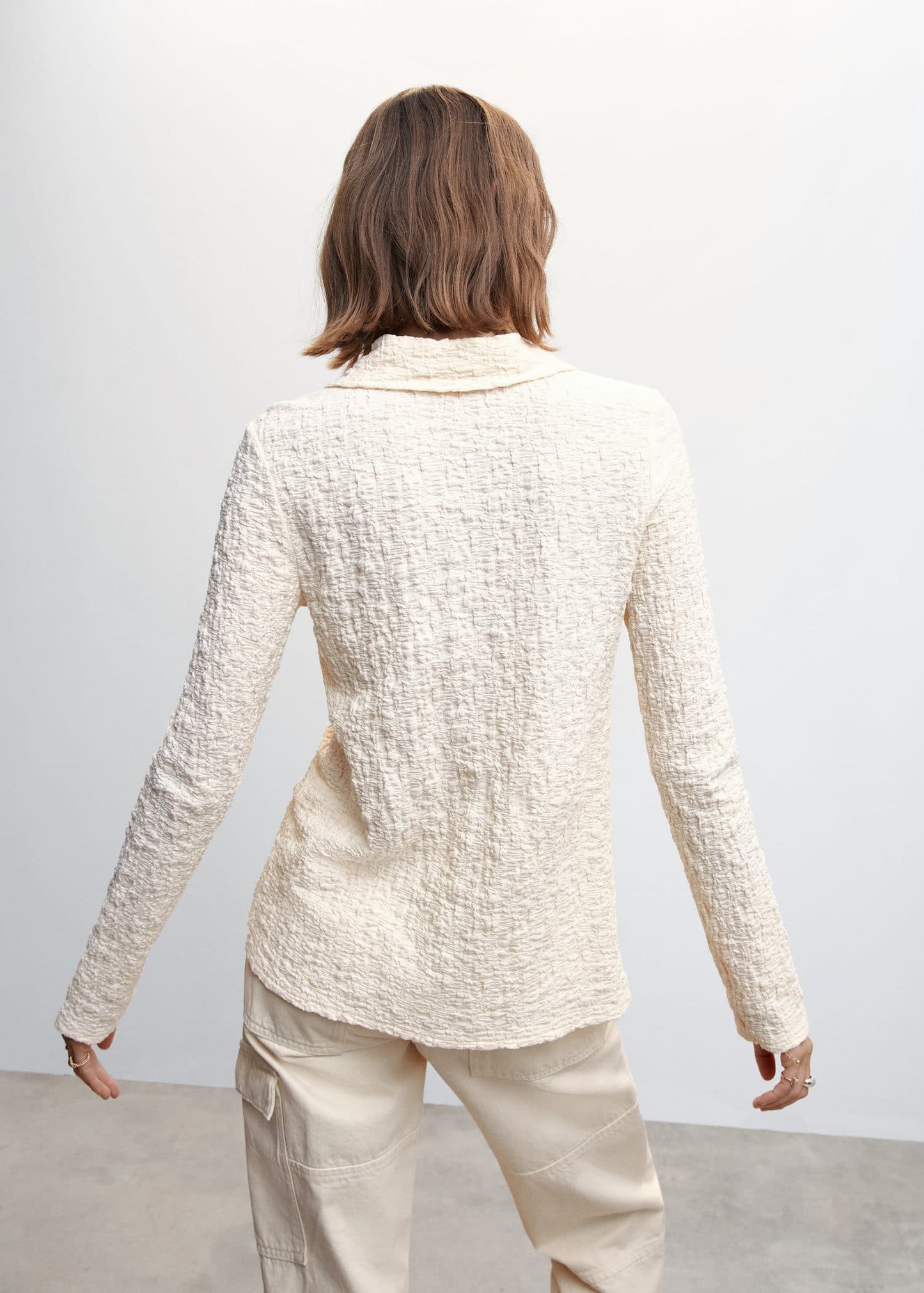 Blusa Textura Botones Beige