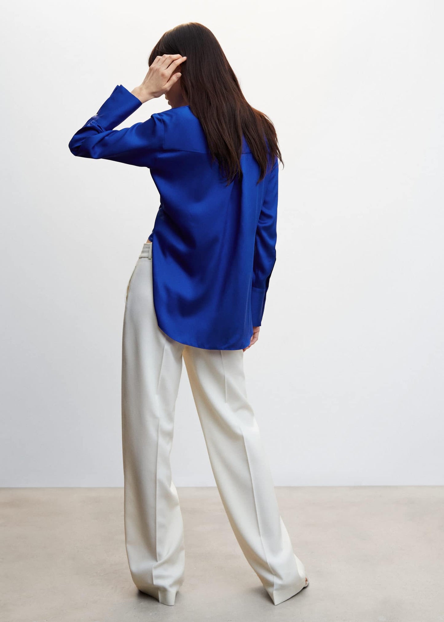 Blusa Cruzada Satinada Azul