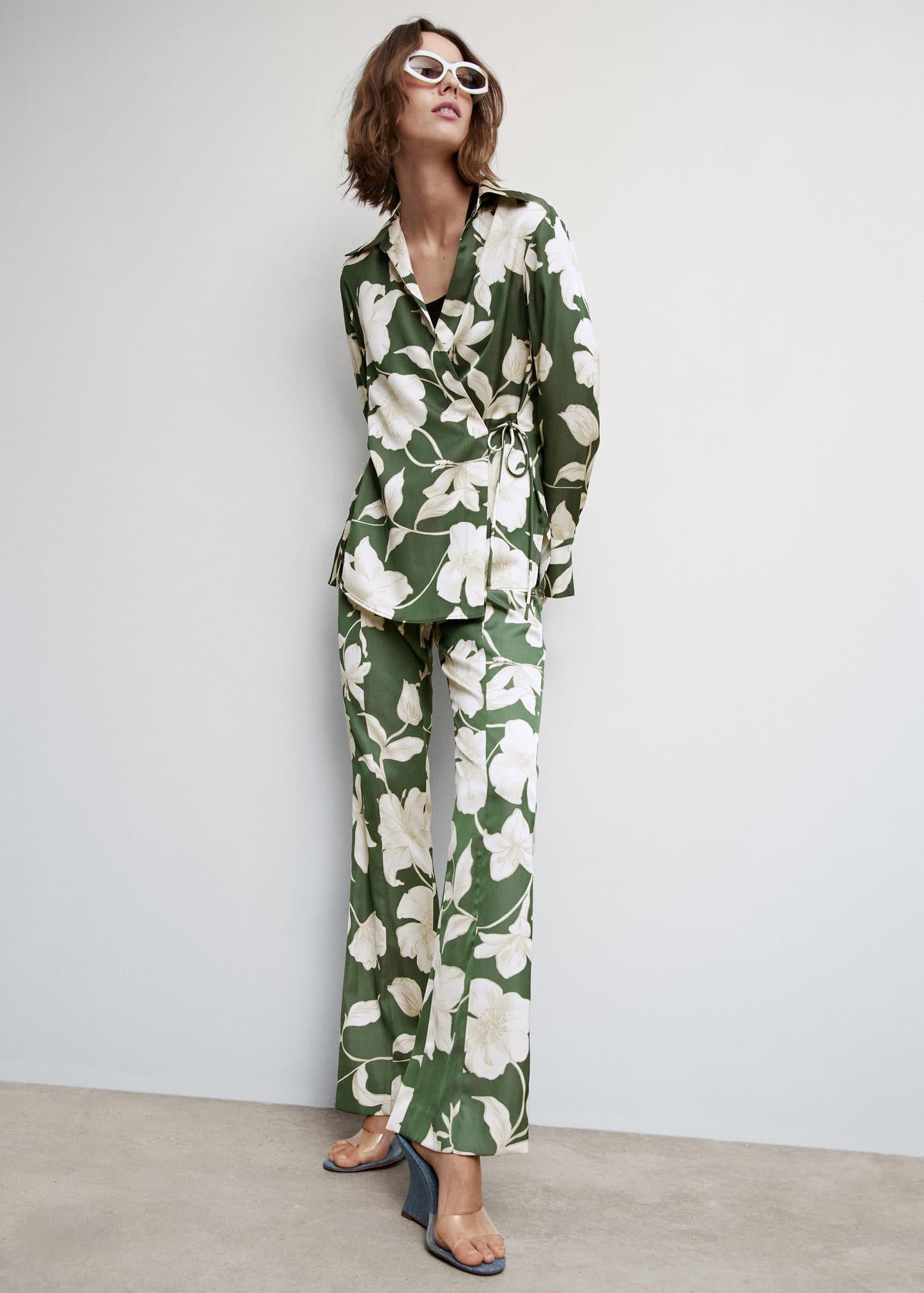 Pantalón Acampanado Estampado Verde