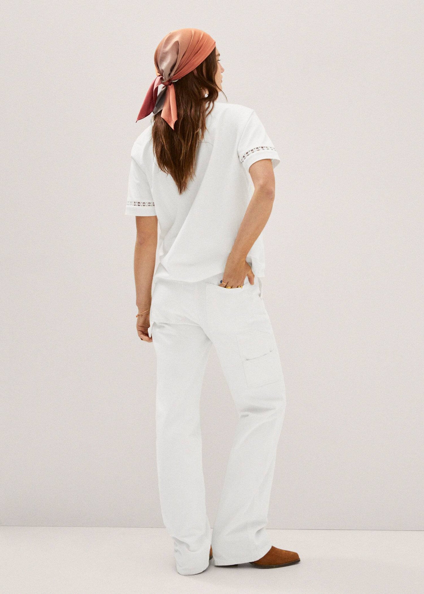 Camiseta Detalle Bordado Blanco
