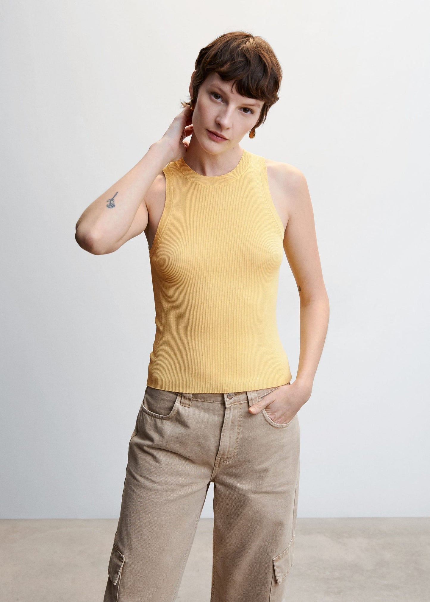 Top Tirantes Anchos Amarillo