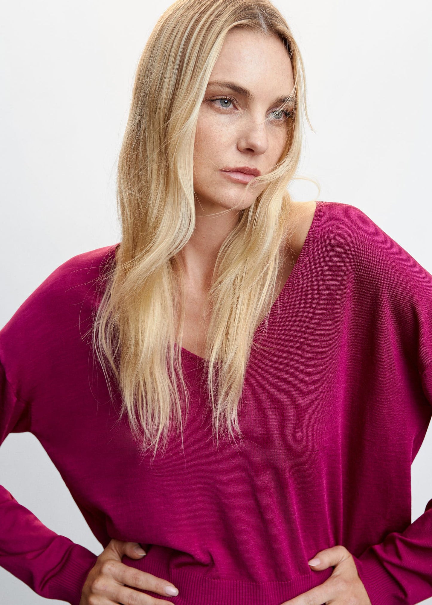 Jersey Cuello Pico Rosa
