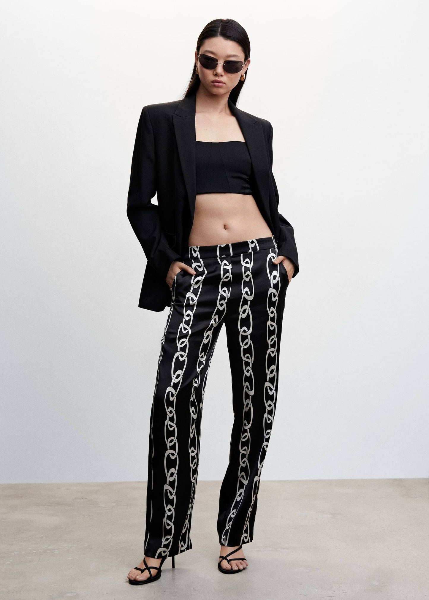 Pantalón Estampado Cadenas Negro