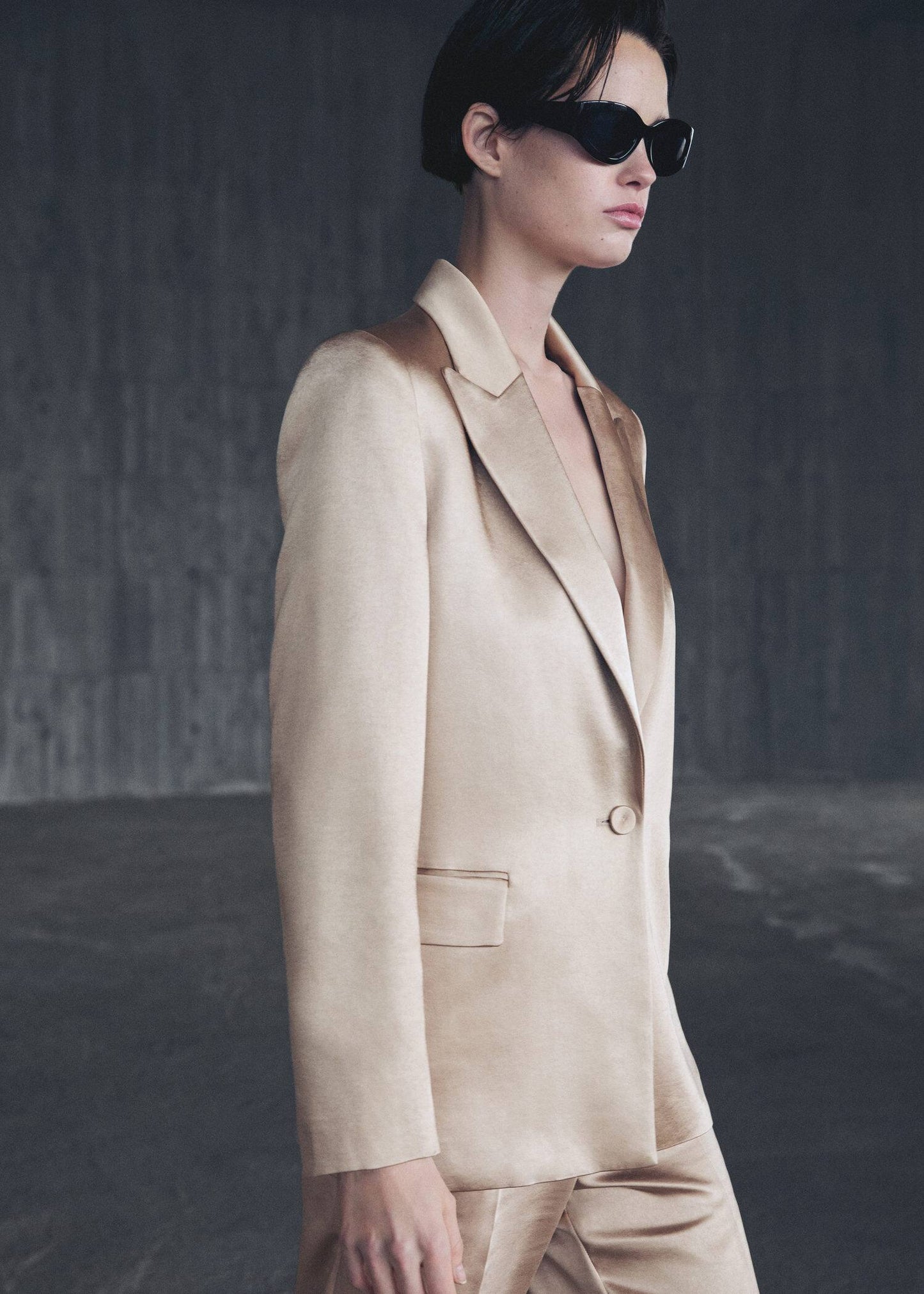 Blazer Satinado Beige