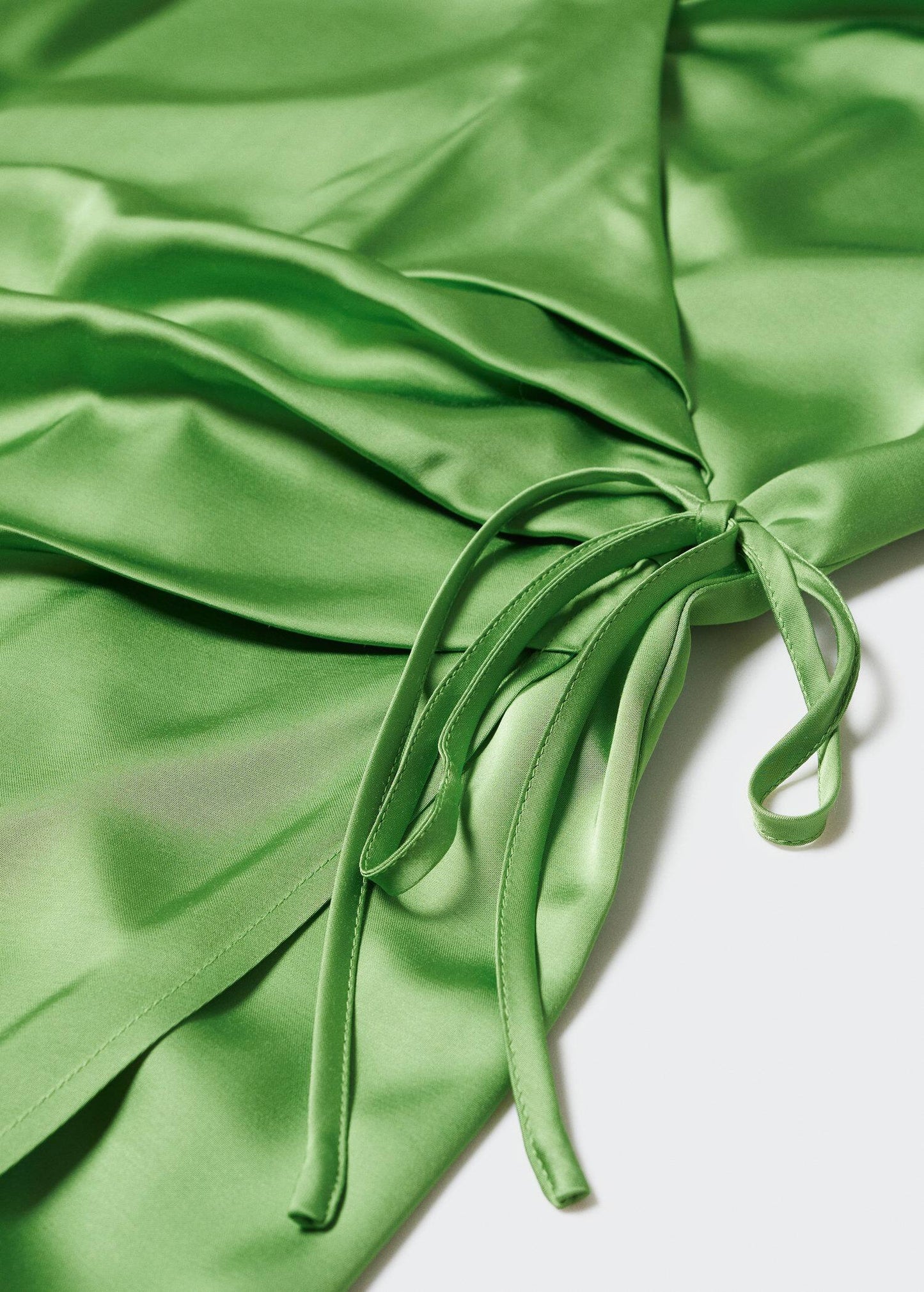 Vestido Satinado Drapeado Verde
