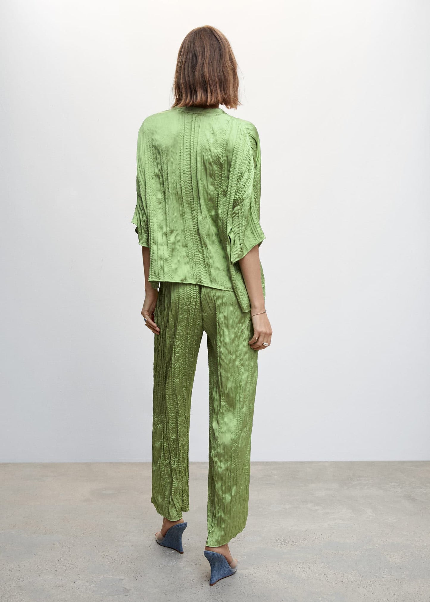 Blusa Plisada Satinada Verde
