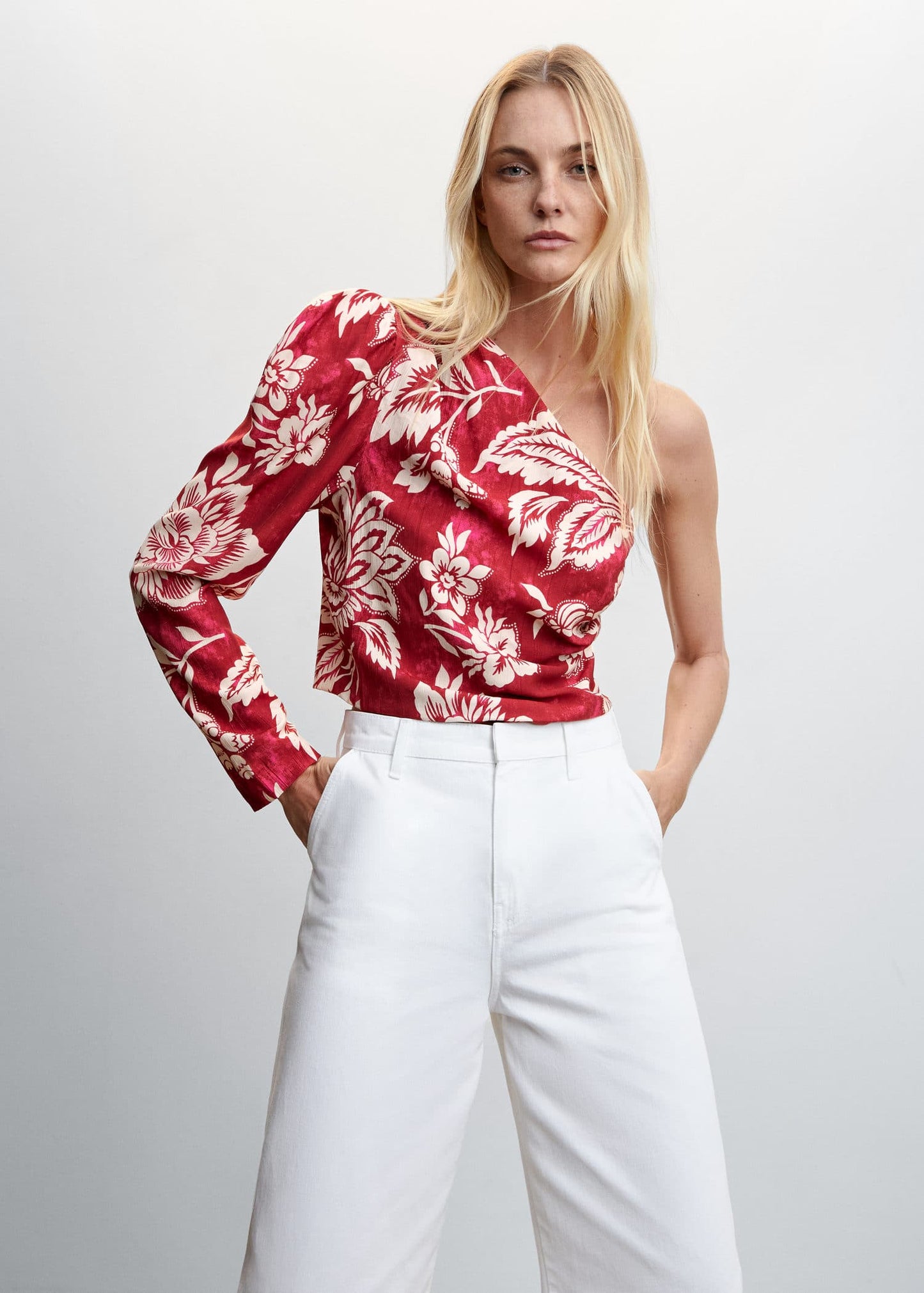 Blusa Asimétrica Estampada Rosa