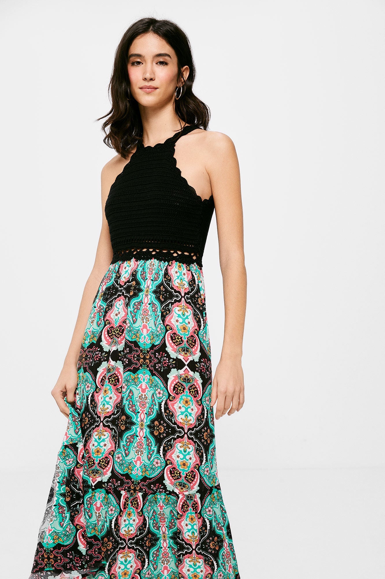 Vestido Midi Corte Halter Negro/Multicolor