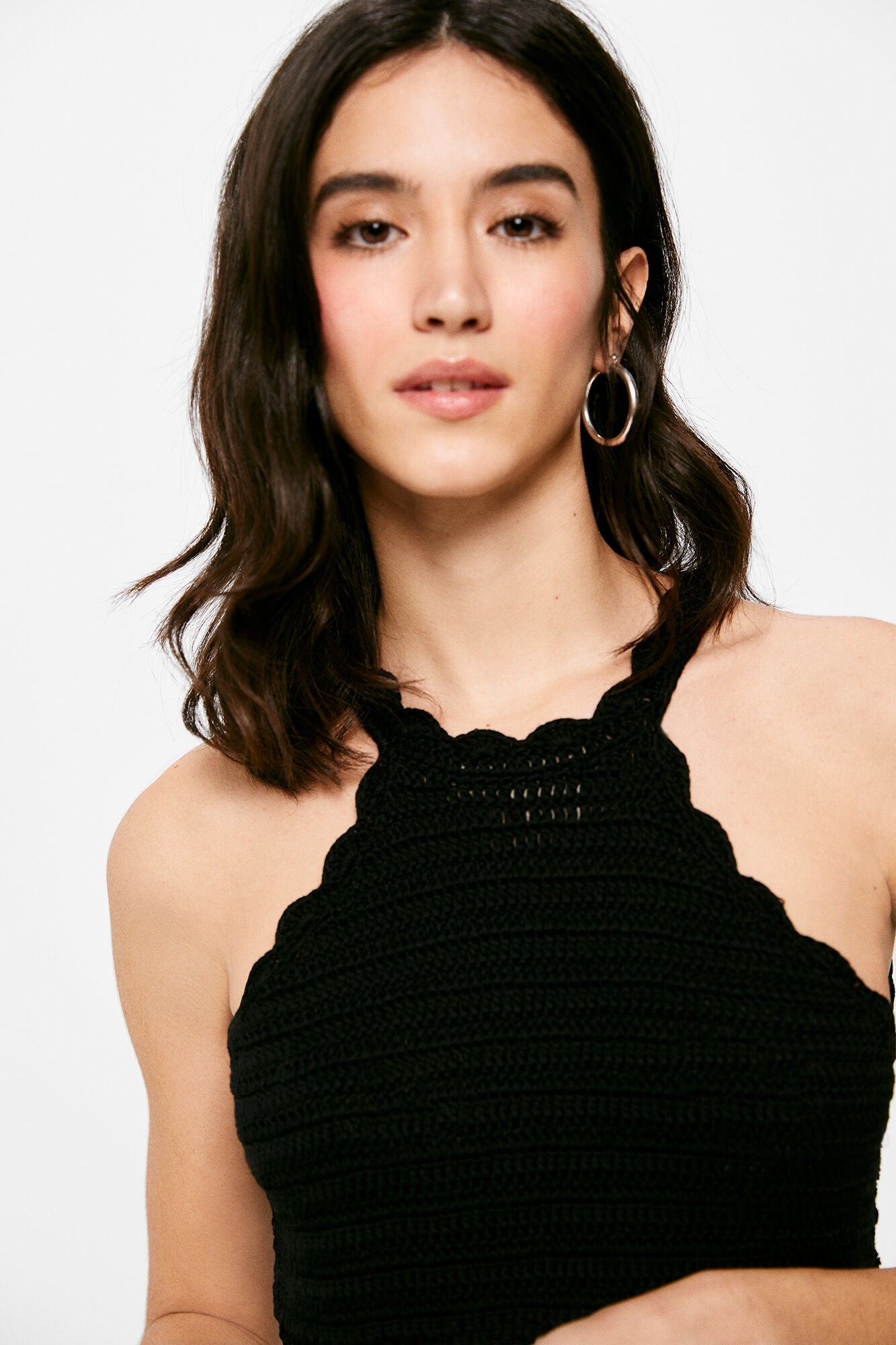 Vestido Midi Corte Halter Negro/Multicolor