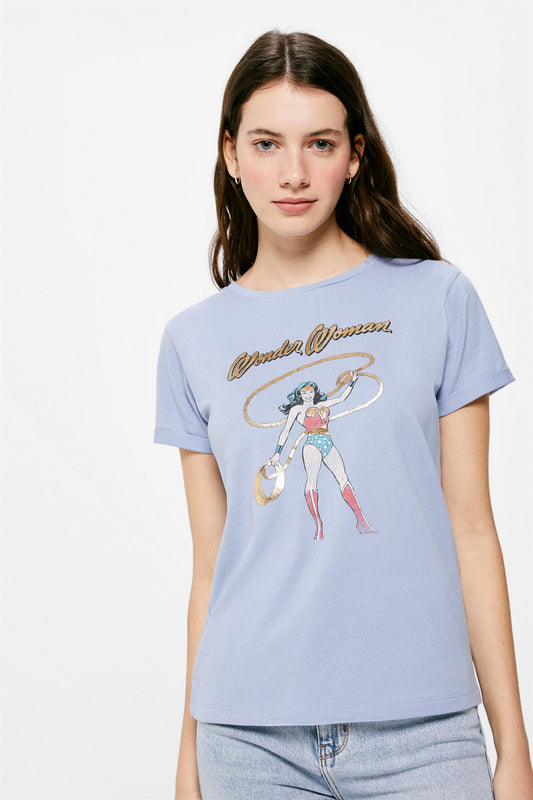 Camiseta Estampada Wonder Woman Celeste