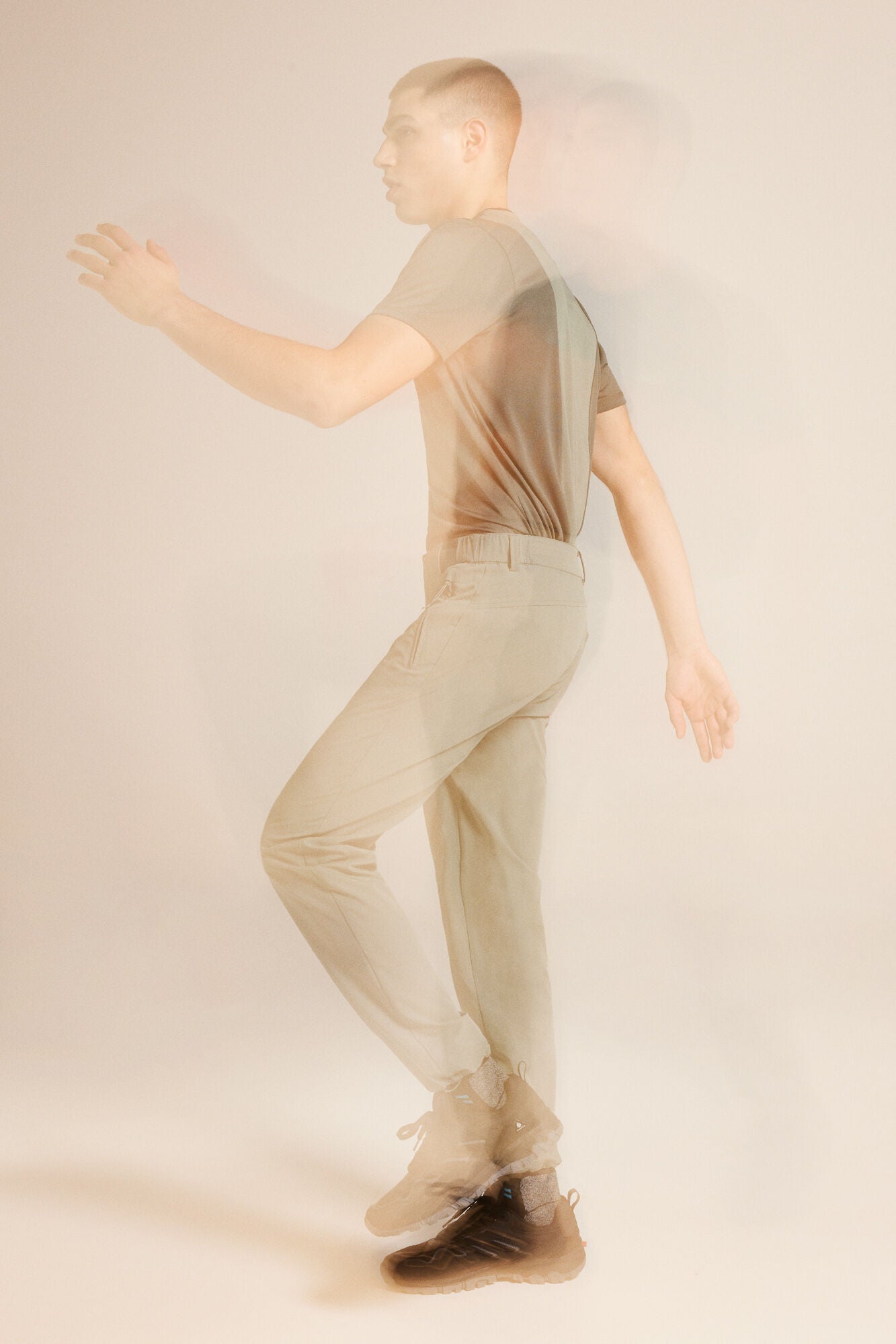 Pantalón Outdoor Cintura Semi Elástica Gris