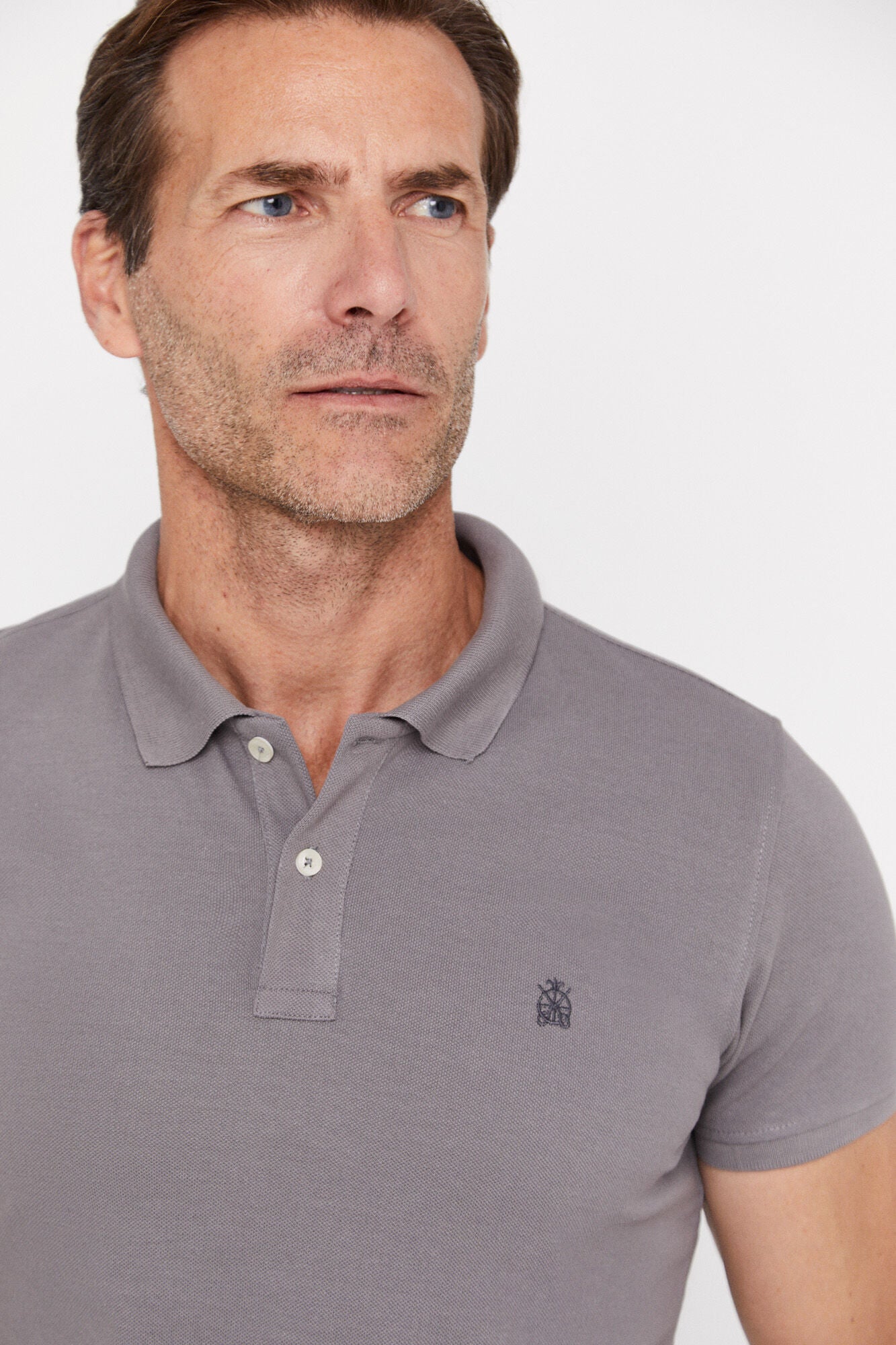 Polos Grey