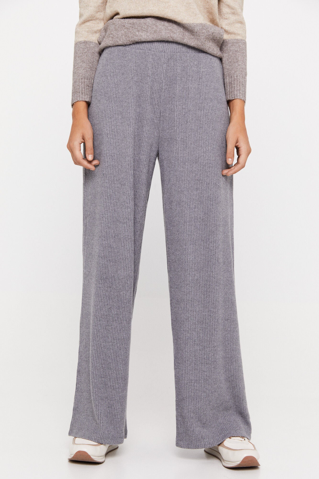 Pantalones Grey