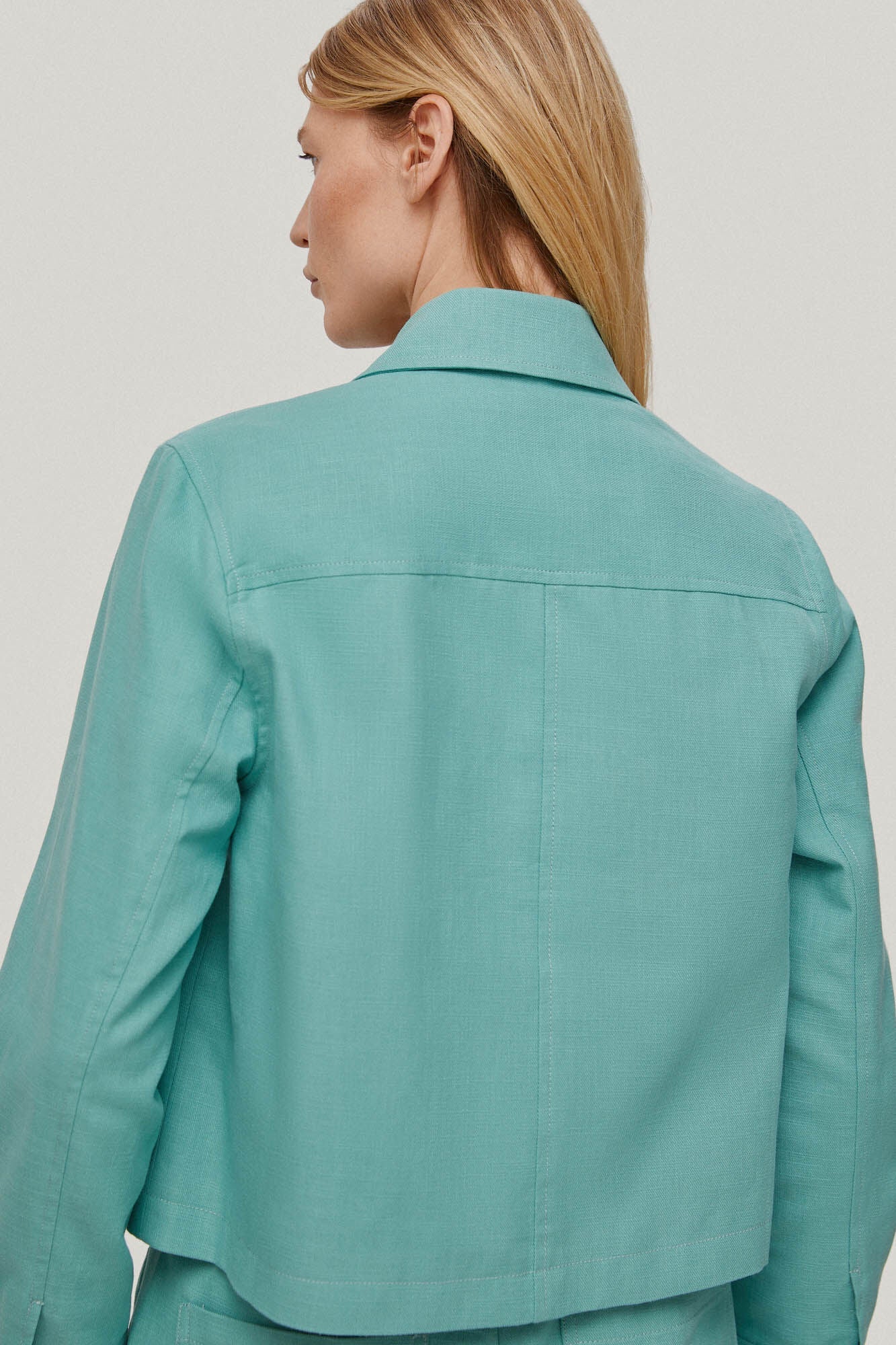 Jacket Corta Bolsillos Verde