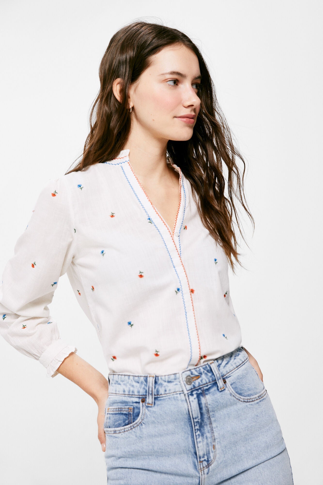 Blusas White