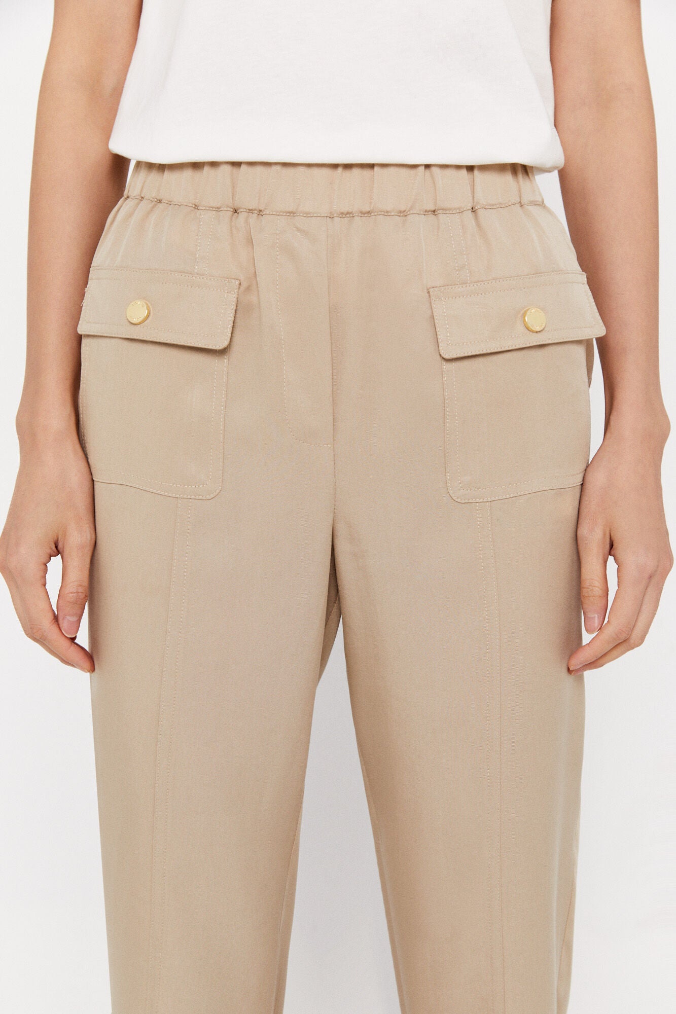Pantalón Bolsillos Beige