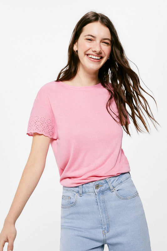 Camiseta Lisa Manga Bordado