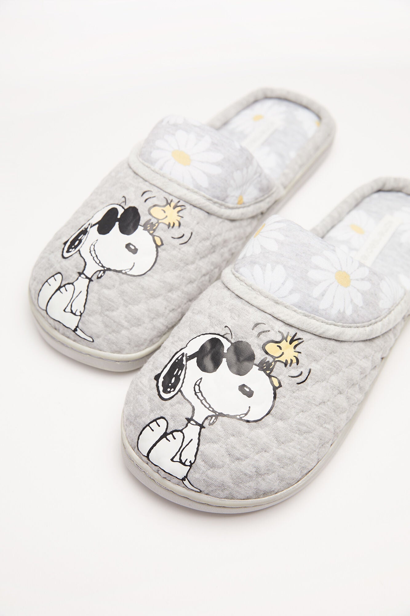 Pantuflas Estampado Snoppy Gris