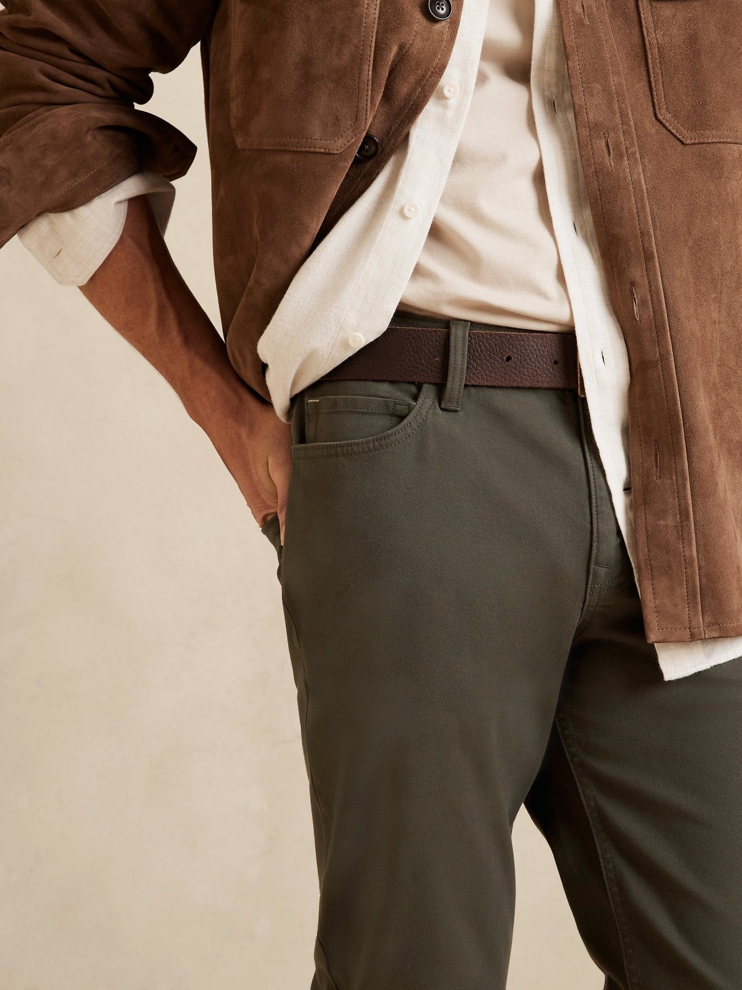Slim Traveler Pant