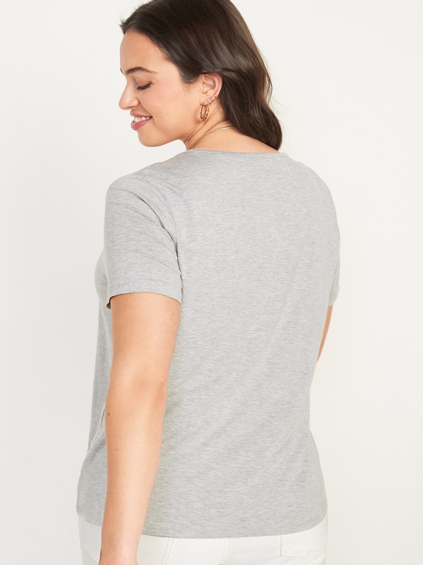 Camiseta Cuello en V Gris