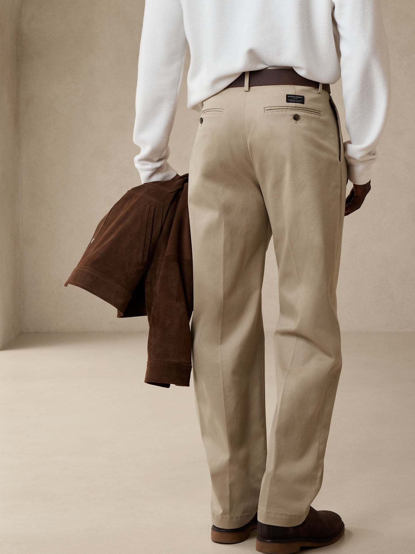 BR ARCHIVES Smithfield Pleated Rapid Movement Chino
