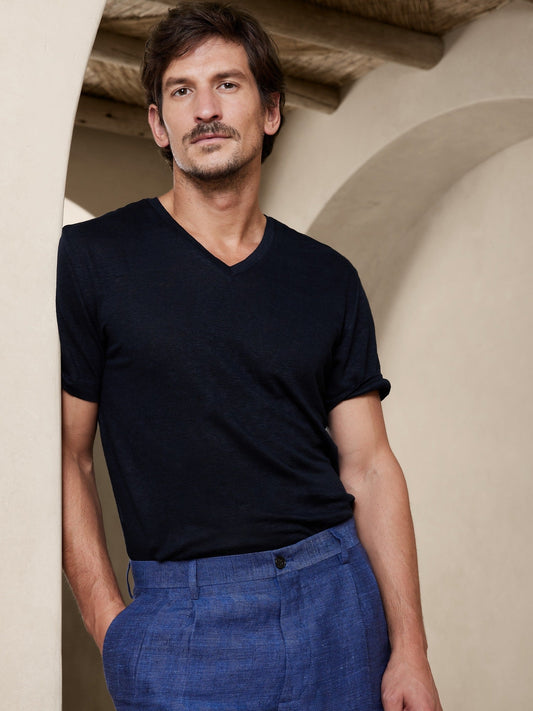 Camiseta De Lino Cuello V Negro