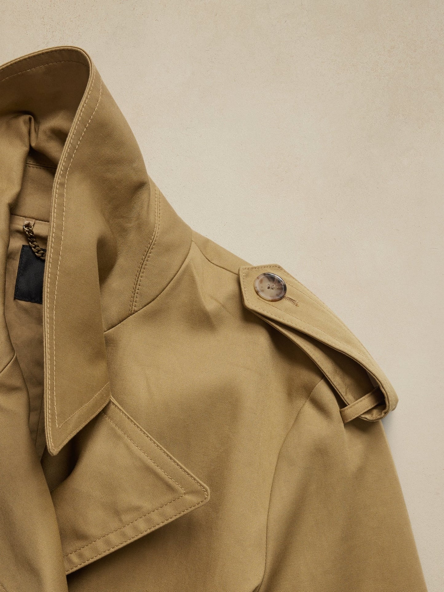 Trench Coat Con Bolsillos Beige
